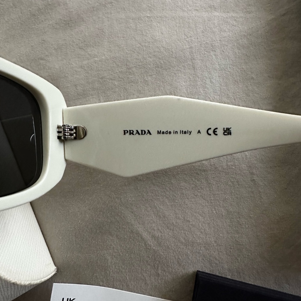 Sale Summer Prada Rectangular Sunglasses White, 1… - image 4